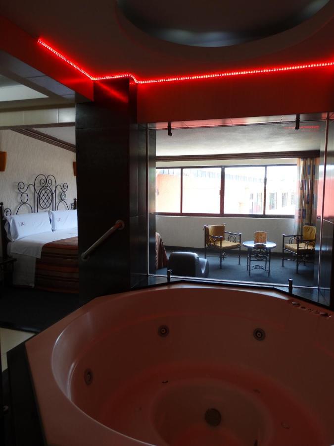 Hotel Lerma Lerma de Villada Bagian luar foto